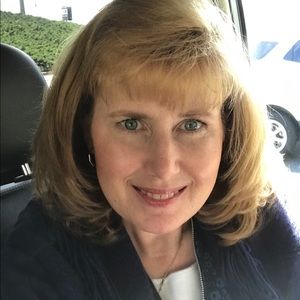 Meet your Posher, Candace